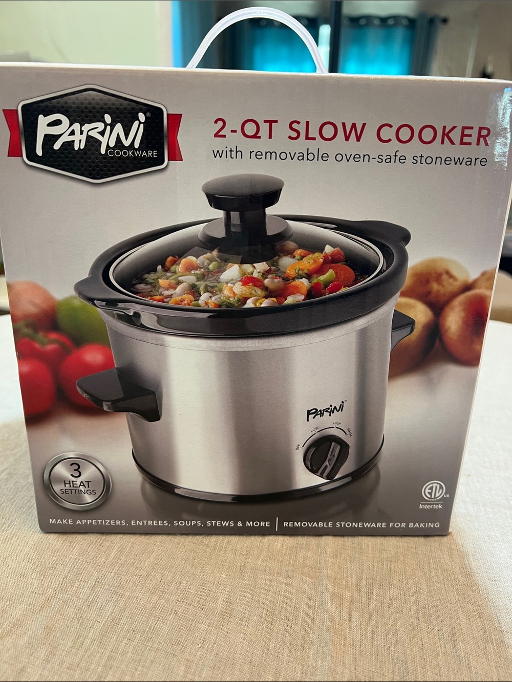Parini 2-Qt Slow Cooker with Oven safe Stoneware. NIB